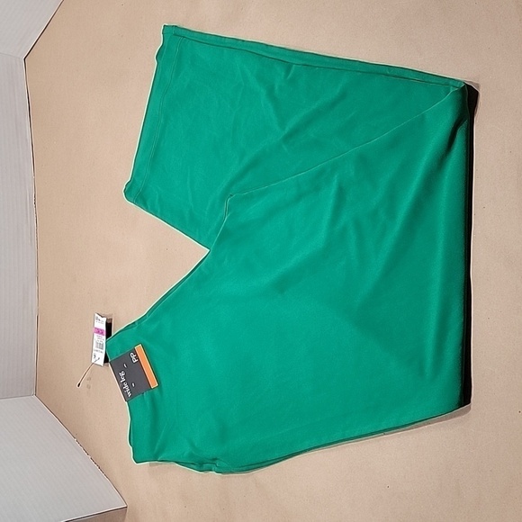 Alfani, Size PP, Pull On Style Kelly Green (Lush Meadow) Pants. NEW with Tag - Picture 1 of 10